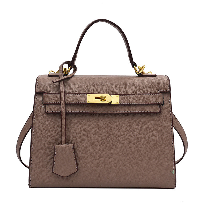 Sac modèle tendance 5 coloris grand ou petit