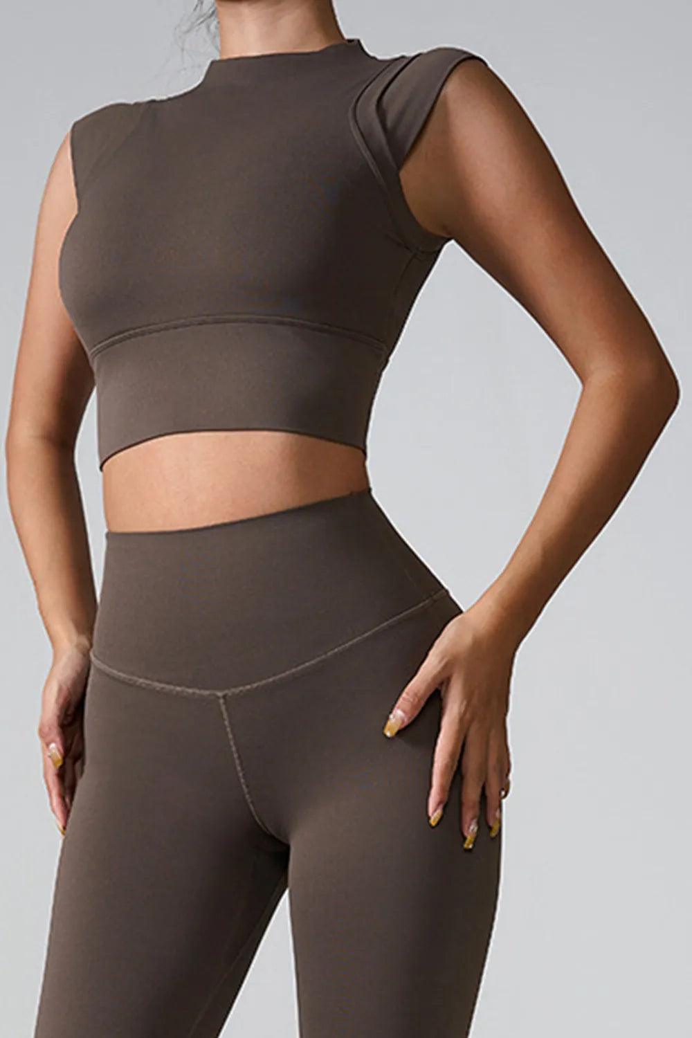 Débardeur actif à col simulé